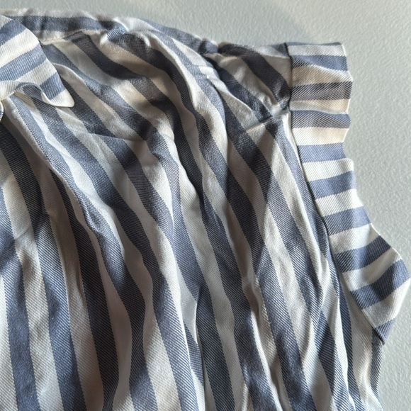 Madewell - Picture 3 of 5